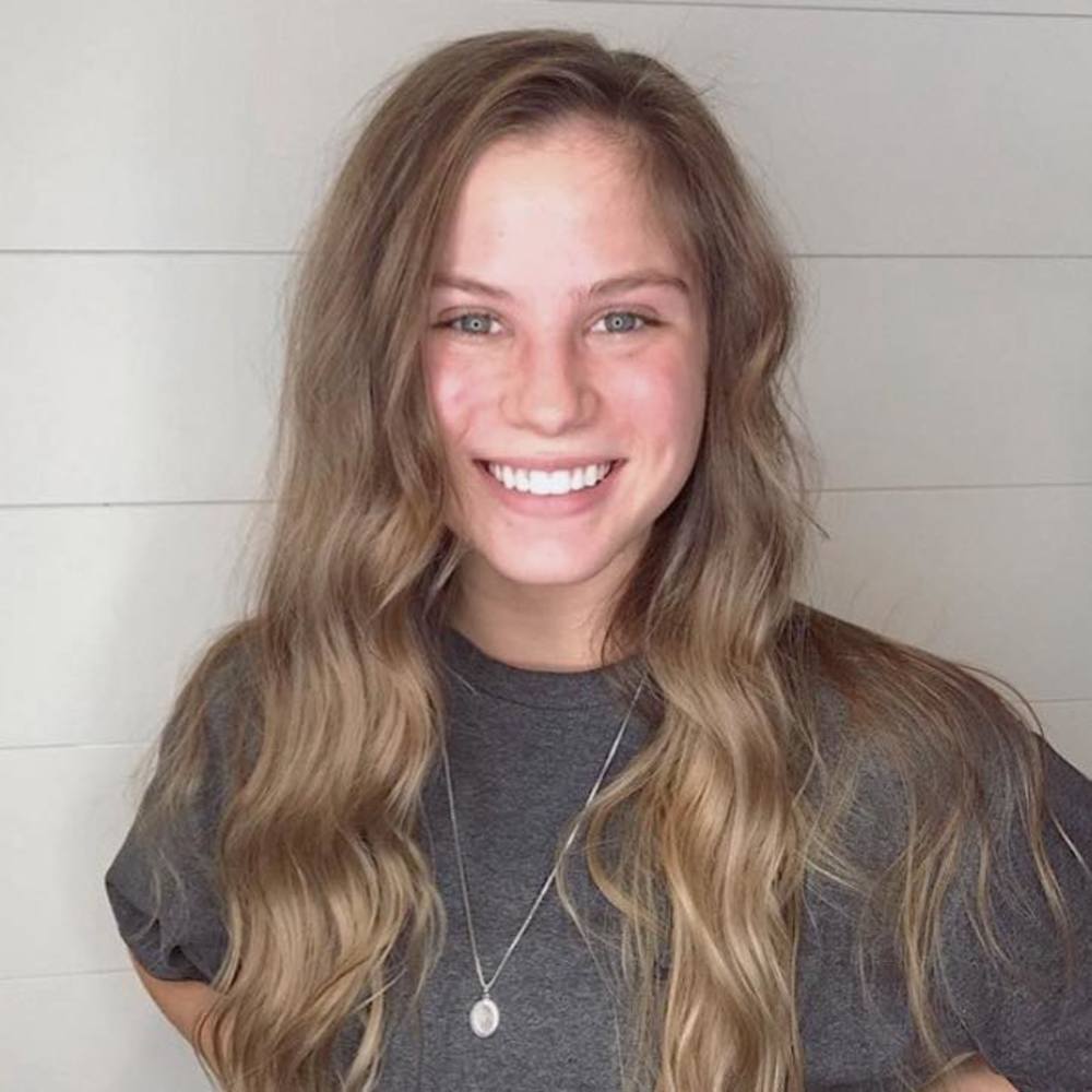 Meet your Posher, Attison